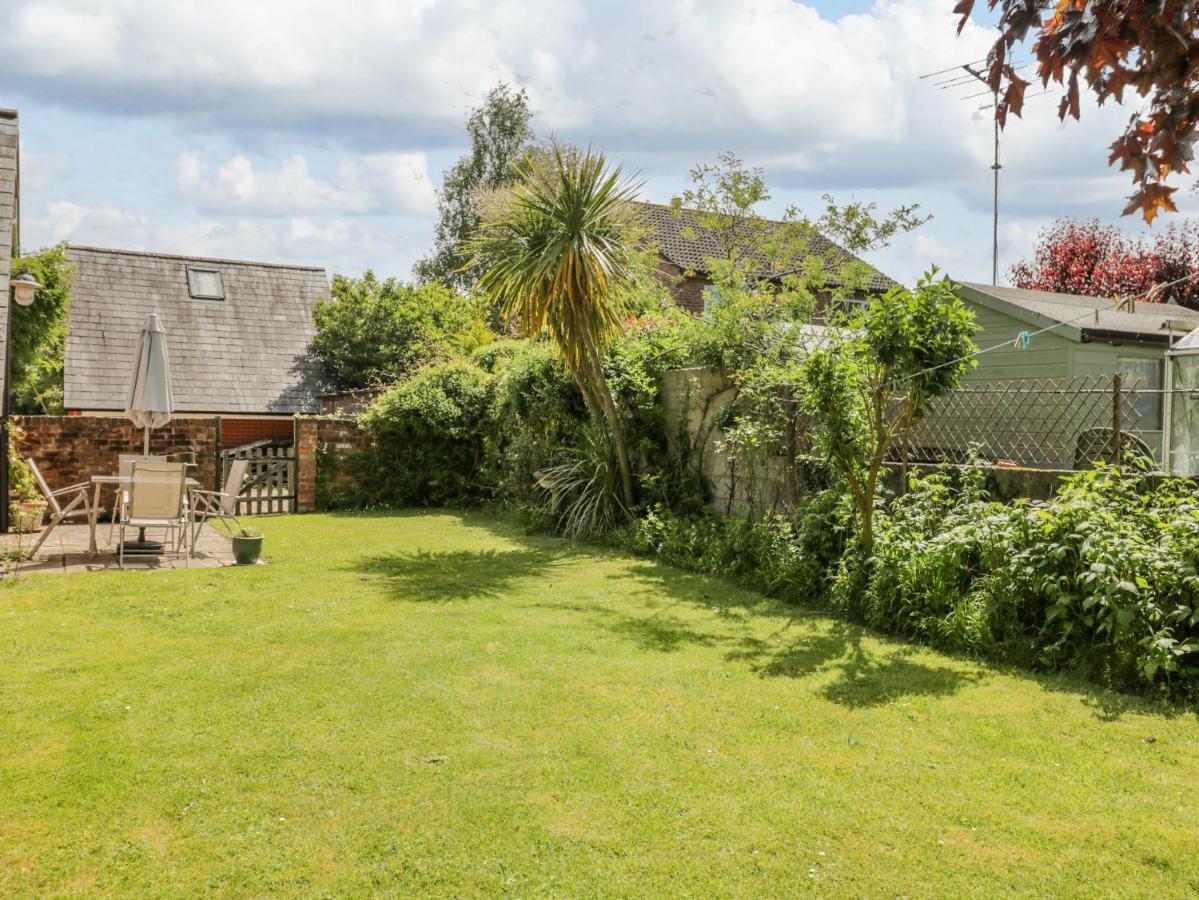 Parkfield Cottage Sturminster Marshall Dış mekan fotoğraf